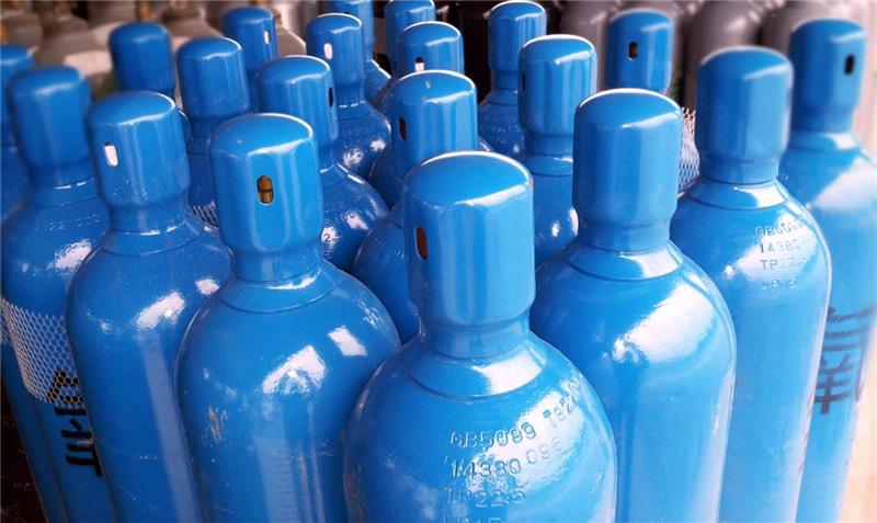 Итак, как эти вспомогательные газы взаимодействуют с различными режущими металлами для завершения резки?